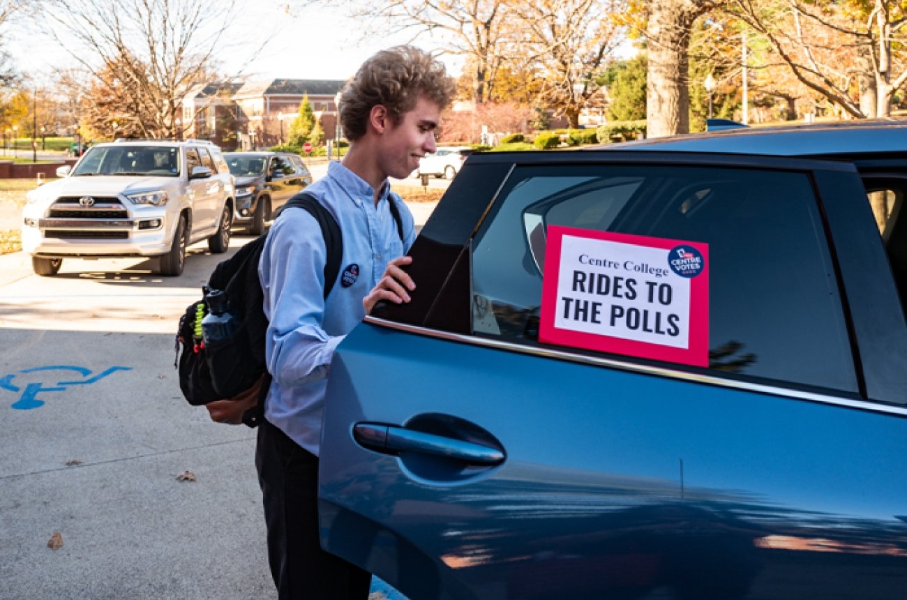 students having rides to Voting Poll