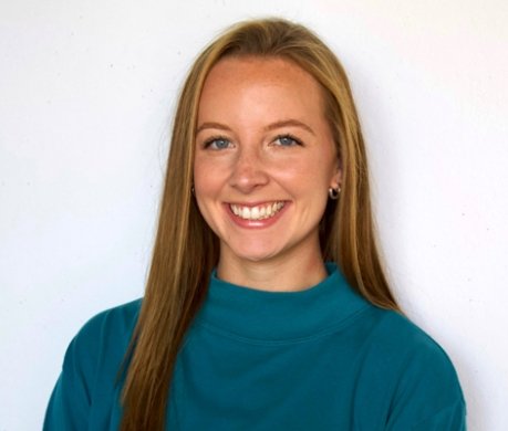 Alexis Skiles headshot