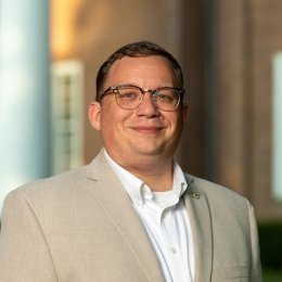 Doug Evans headshot