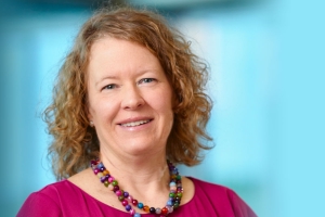 Dr. Robin Cline Vanderpool ’97 earns award for work in health misinformation prevention on social media