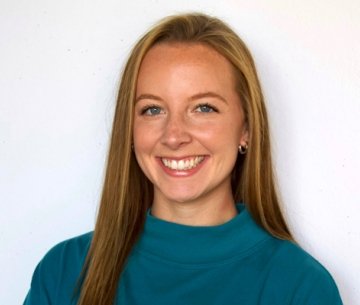 Alexis Skiles headshot