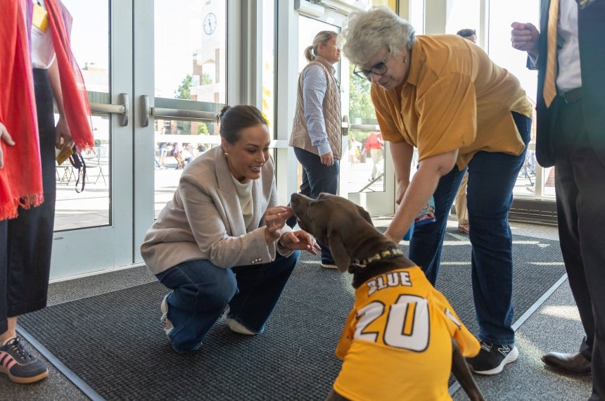 Lt. Gov. Jacqueline Coleman '04 and Blue