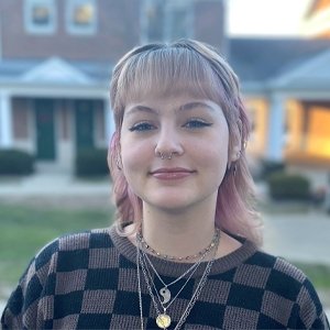 Embry Curtis headshot